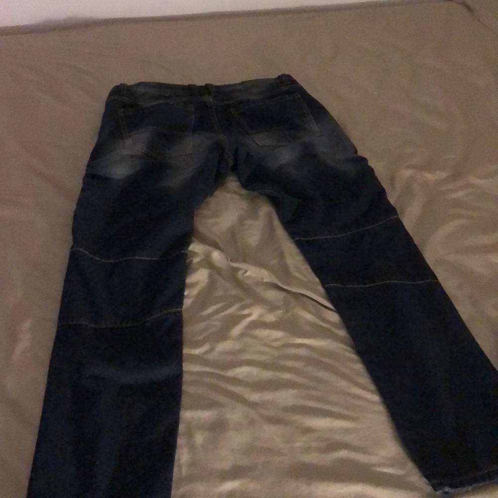 Jeans - Picture 2 of 2